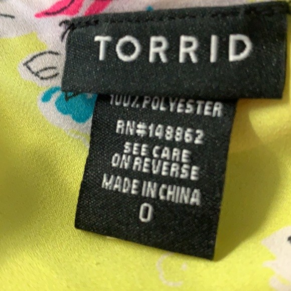 Torrid Sz 0 yellow tank with floral print - Picture 3 of 4
